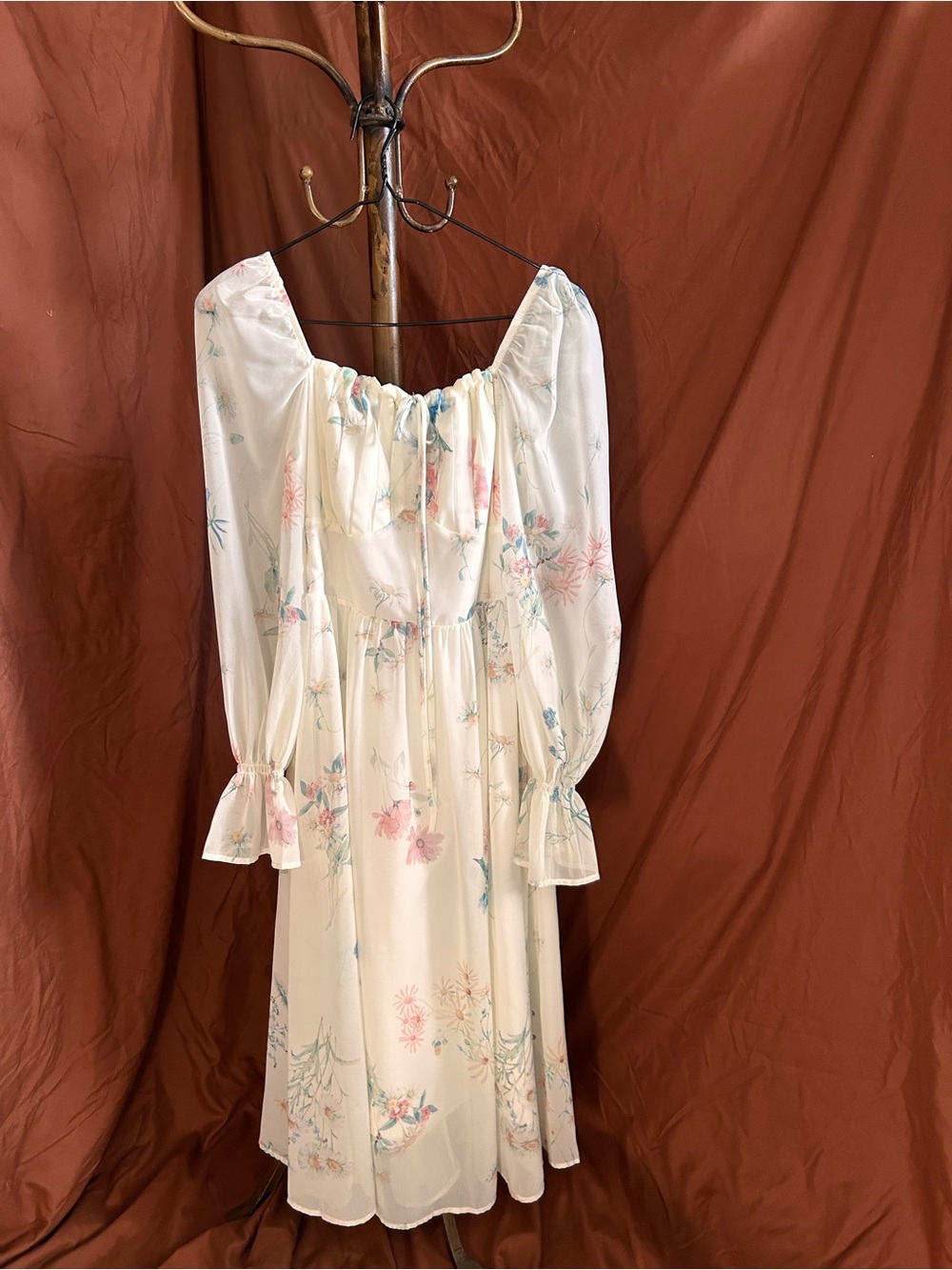 Floral Long Sleeve Midi Dress